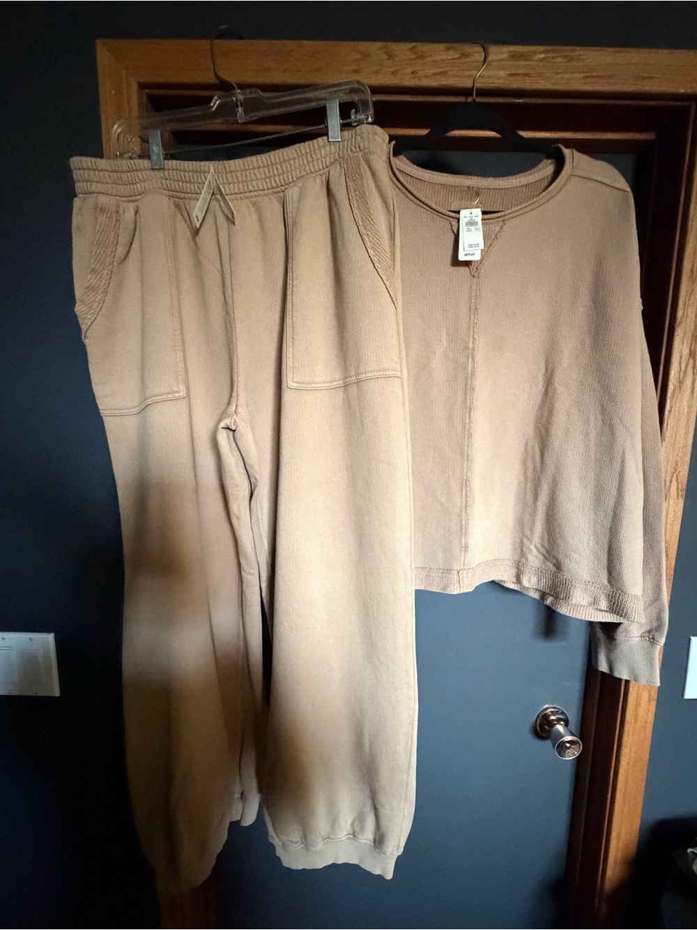 Brand New With Tags Women’s Beige Aerie Set